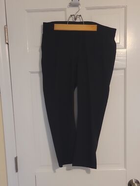 Simply Vera Vera Wang Black Straight-Leg Pull-On Cropped Pants